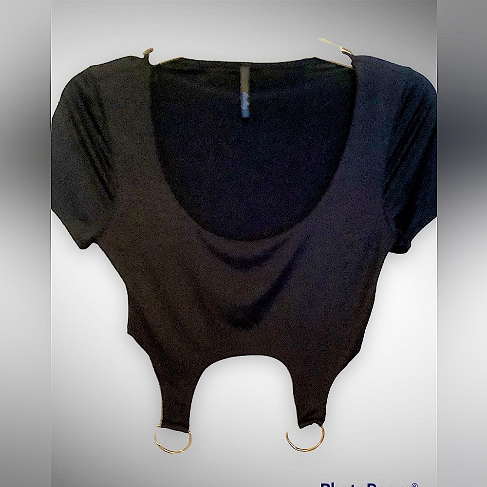 NWOT Hot Topic Goth soft top.